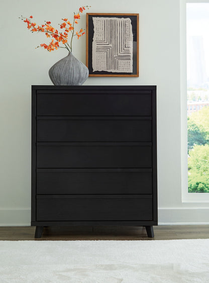 Danziar - Five Drawer Wide Chest - Black