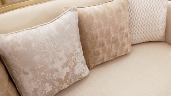 HD-7006 - Loveseat - Beige / Gold