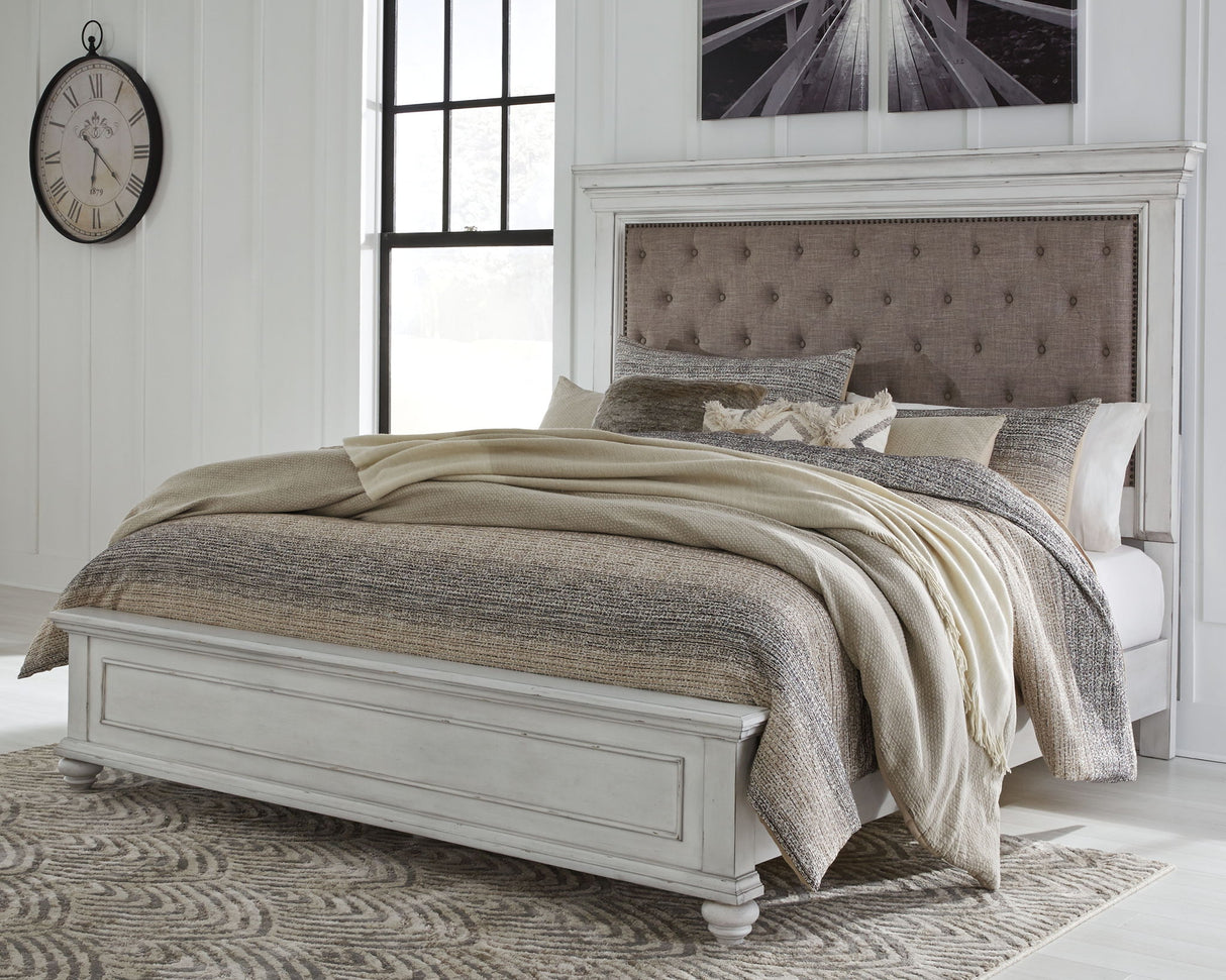 Kanwyn - Upholstered Panel Bed