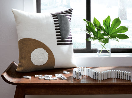 Furniture City Houma - Ashley Furniture - Longsum Pillow (Set of 4) - Pillow (4/CS) / Black/White/Honey - A1000927
