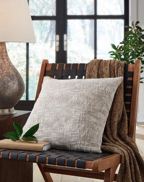 Furniture City Houma - Ashley Furniture - Carddon Pillow (Set of 4) - Pillow (4/CS) / Brown/White - A1000971