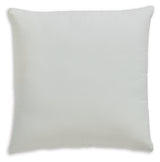 Gyldan Pillows