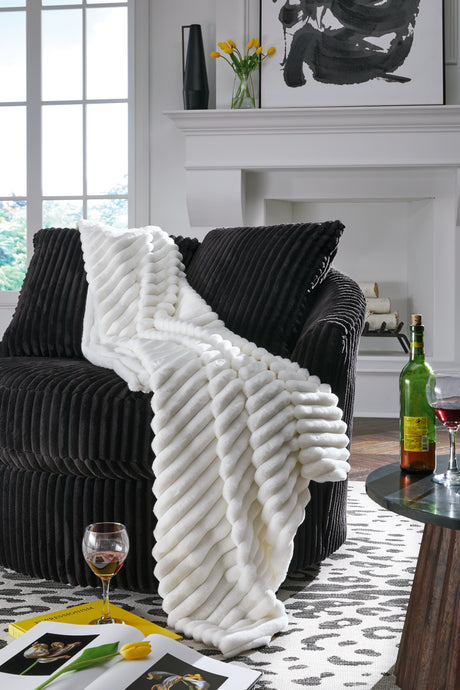 Furniture City Houma - Ashley Furniture - Alsonwell Throw (Set of 3) - Throw (3/CS) / White - A1001080