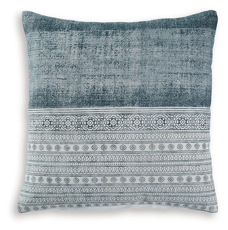 Harperville Pillows