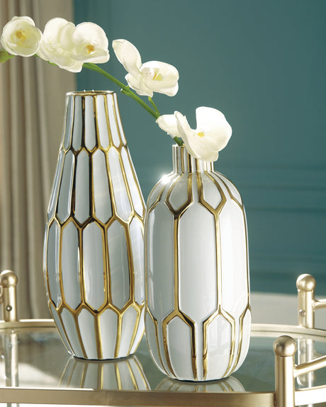 Furniture City Houma - Ashley Furniture - Mohsen Vase - Vase Set (Set of 2) / Gold Finish/White - A2000135