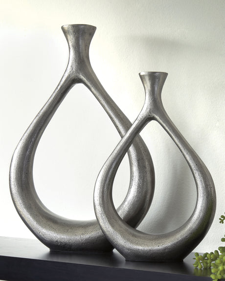 Furniture City Houma - Ashley Furniture - Dimaia Vase (Set of 2) - Vase (Set of 2) (2/CS) / Antique Silver Finish - A2000348