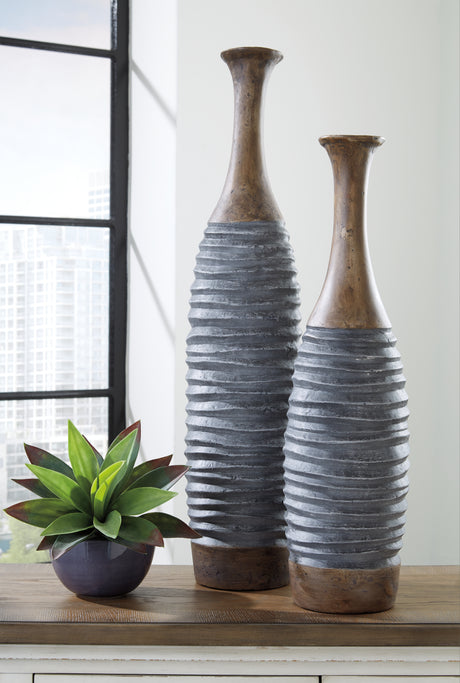 Furniture City Houma - Ashley Furniture - Blayze Vase (Set of 2) - Vase Set (Set of 2) / Antique Gray/Brown - A2000388