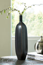 Furniture City Houma - Ashley Furniture - Rhaveney Vase - Vase (3/CS) / Black - A2000552