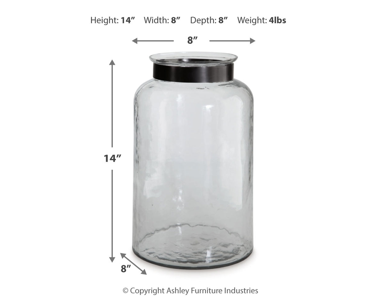Lukasvale Vase