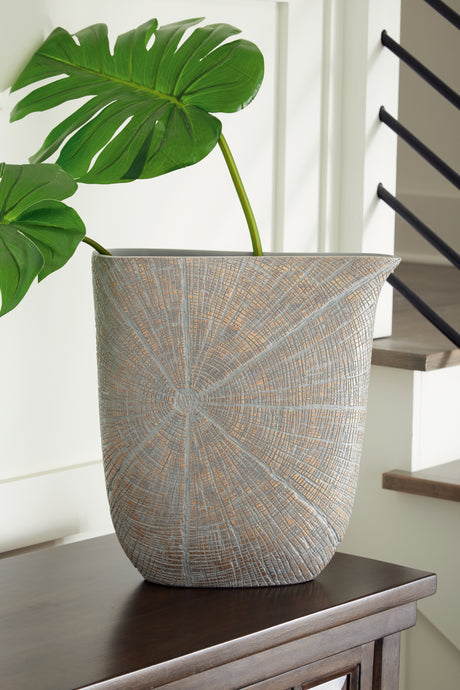 Furniture City Houma - Ashley Furniture - Ardenley Vase (Set of 2) - Vase (2/CS) / Antique Gold Finish - A2000608