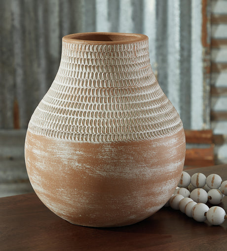 Furniture City Houma - Ashley Furniture - Reclove Vase - Vase / Distressed White - A2000641