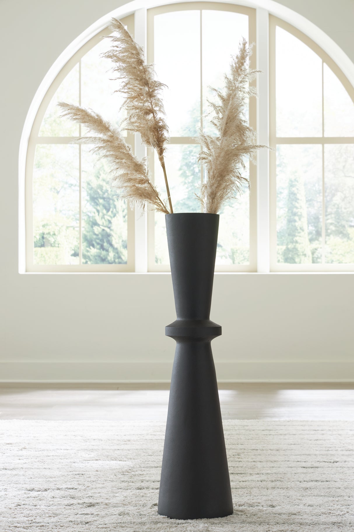 Furniture City Houma - Ashley Furniture - Collisten Vase - Vase / Black - A2000664
