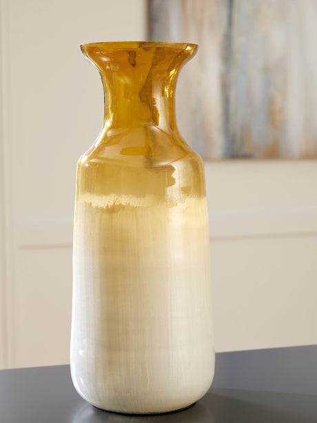 Furniture City Houma - Ashley Furniture - Wynburg Vase - Vase / White/Amber - A2000724