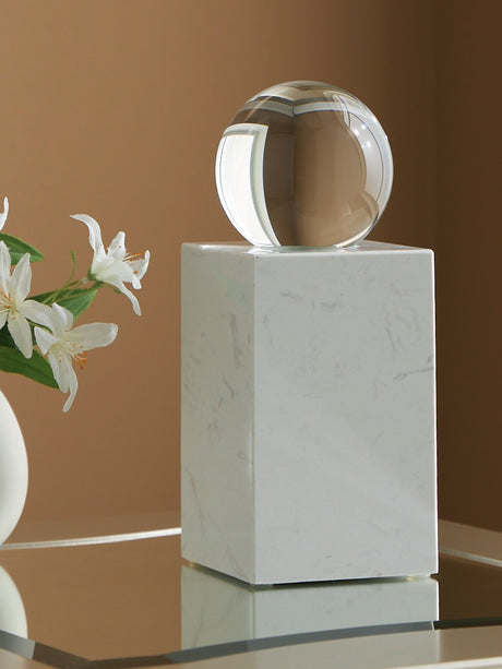 Furniture City Houma - Ashley Furniture - Sellner Sculpture - Sculpture / Clear/White - A2000777