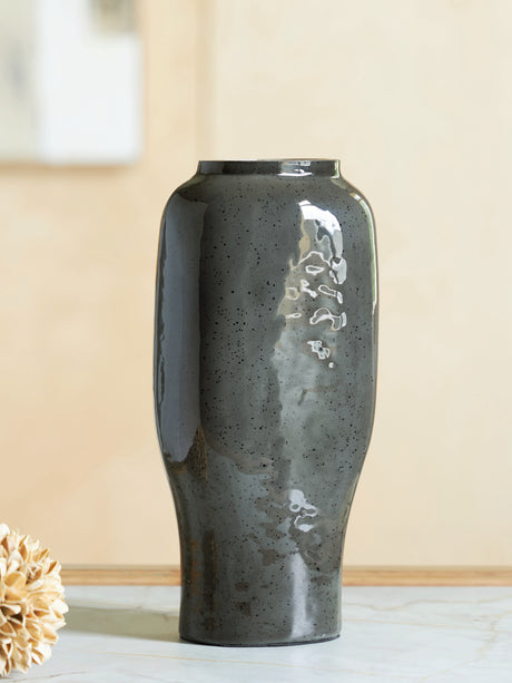 Furniture City Houma - Ashley Furniture - Kierlain Vase - Vase / Gray/Black - A2000808