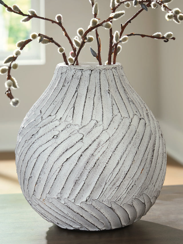 Furniture City Houma - Ashley Furniture - Shelvie Vase - Vase / Distressed White - A2000848