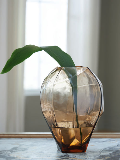 Furniture City Houma - Ashley Furniture - Ewart Vase - Vase / Light Brown - A2000866