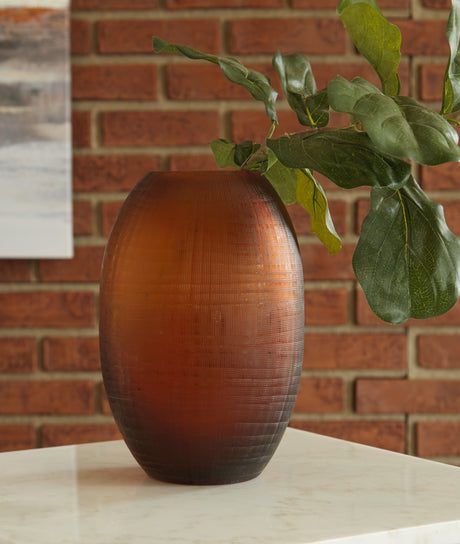 Furniture City Houma - Ashley Furniture - Embersen Vase (Set of 2) - Vase (2/CS) / Amber - A2900002