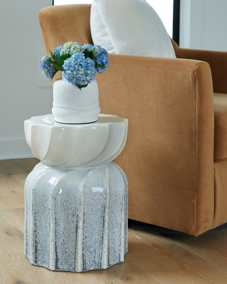 Furniture City Houma - Ashley Furniture - Michamere Stool - Stool / Gray/Taupe - A3000619