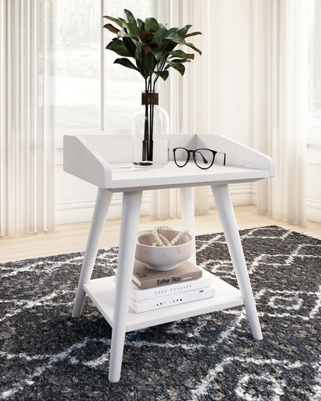 Furniture City Houma - Ashley Furniture - Blariden Accent Table - Accent Table / White - A4000367
