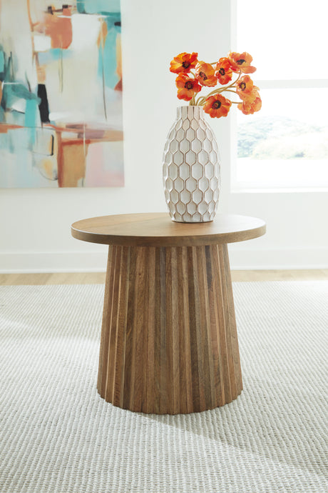 Furniture City Houma - Ashley Furniture - Ceilby Accent Table - Accent Table / Black - A4000603