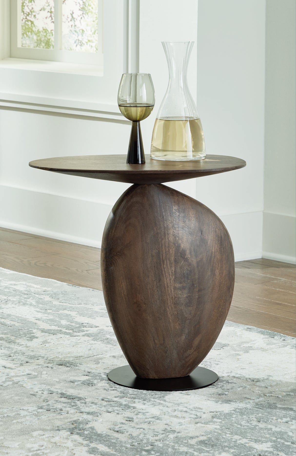 Furniture City Houma - Ashley Furniture - Cormmet Accent Table - Accent Table / Brown/Black - A4000612