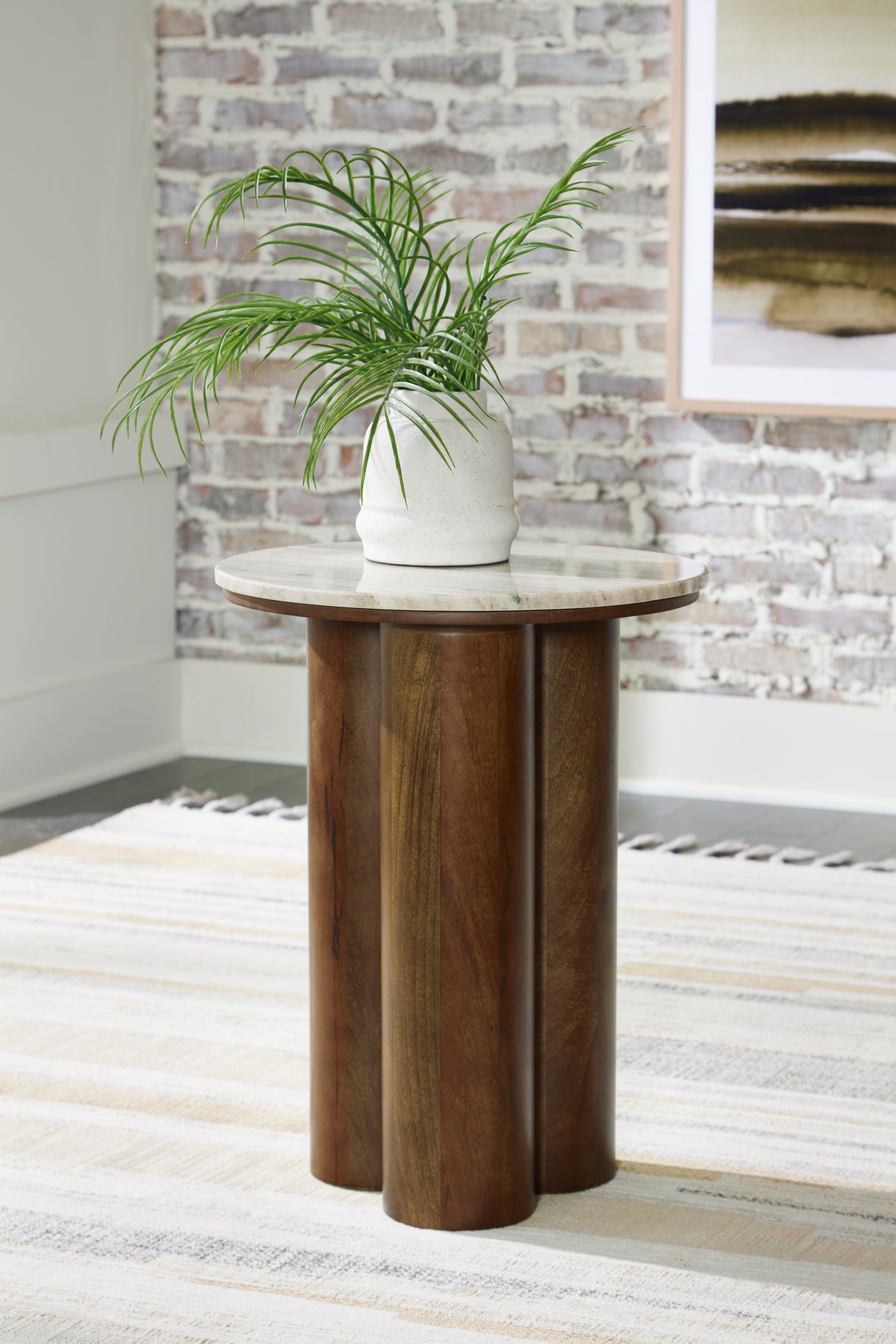 Furniture City Houma - Ashley Furniture - Henfield Accent Table - Accent Table / Beige/Brown - A4000623