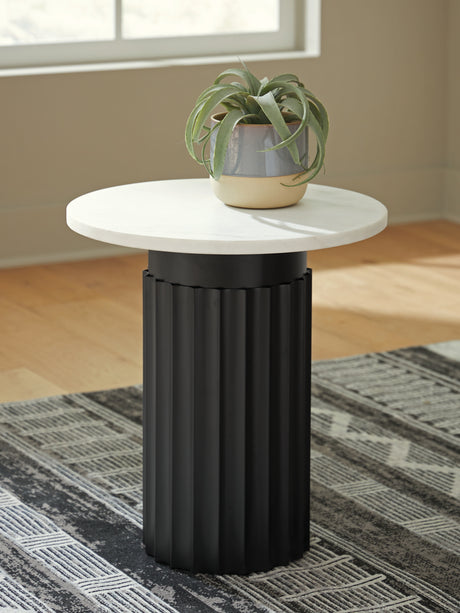 Furniture City Houma - Ashley Furniture - Wainstone Accent Table - Accent Table / Black/White - A4000724
