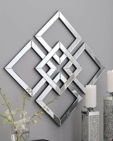 Furniture City Houma - Ashley Furniture - Quinnley Mirror - Accent Mirror / Mirror - A8010207