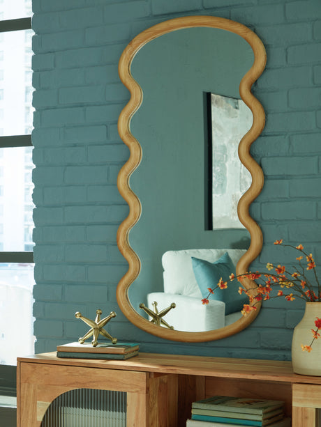 Furniture City Houma - Ashley Furniture - Serendis Mirror - Accent Mirror / Brown - A8010412