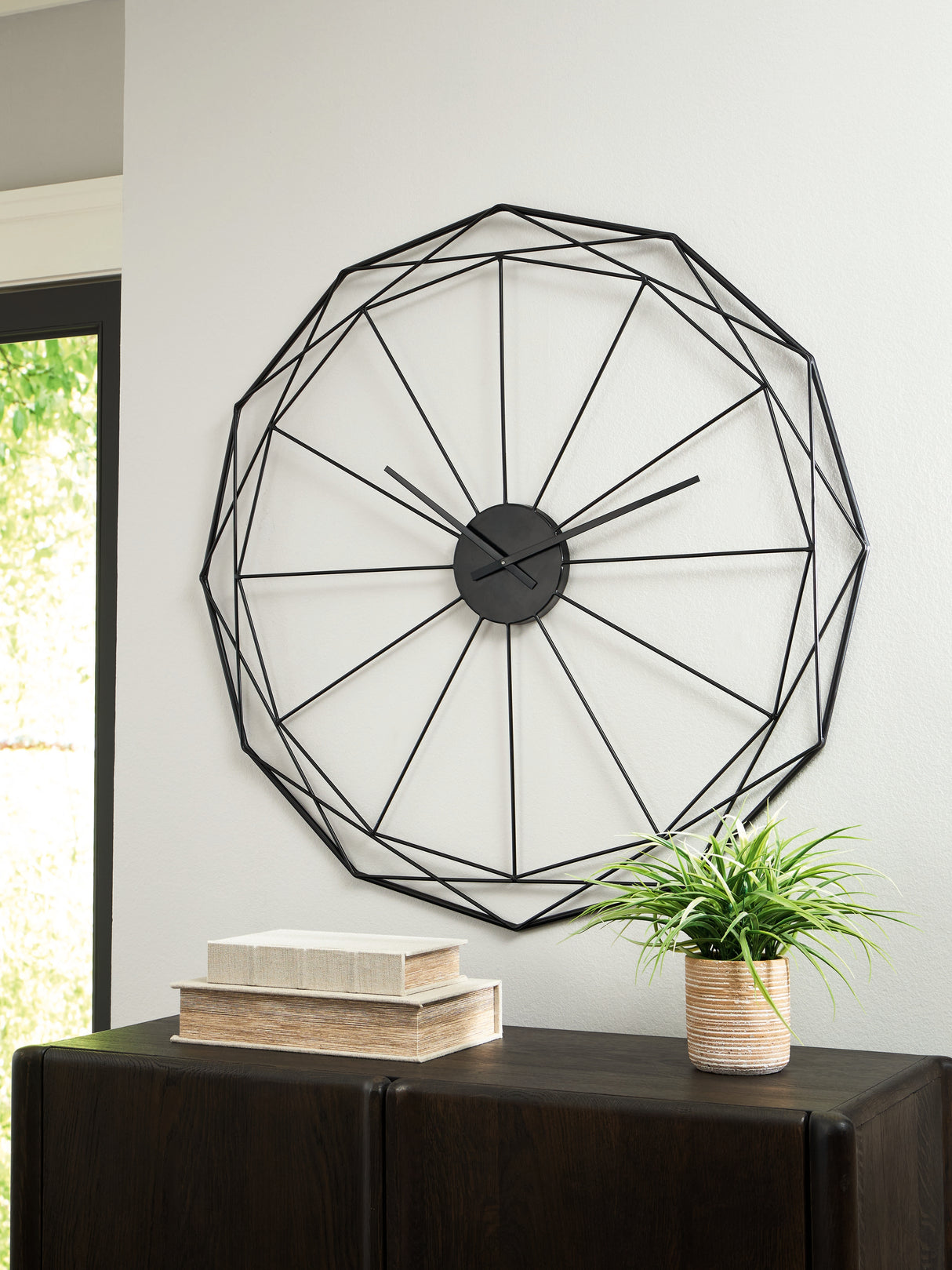 Furniture City Houma - Ashley Furniture - Arkthorne Wall Clock - Wall Clock / Black - A8010429