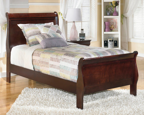 Furniture City Houma - Ashley Furniture - Alisdair Twin Sleigh Bed - Twin Sleigh Bed / Reddish Brown - B376B5
