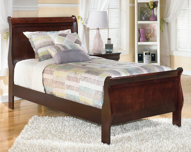 Furniture City Houma - Ashley Furniture - Alisdair Twin Sleigh Bed - Twin Sleigh Bed / Reddish Brown - B376B5