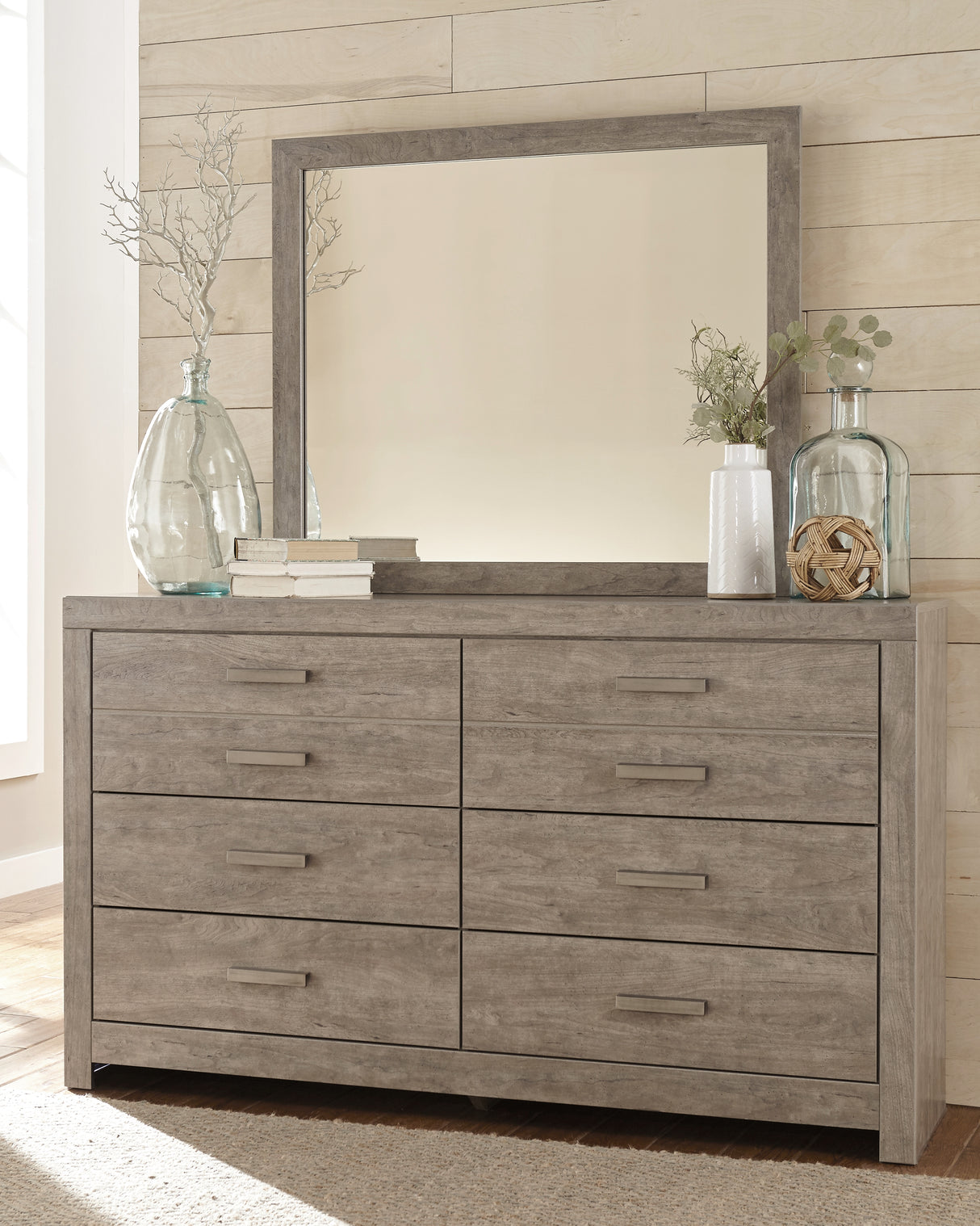 Culverbach Queen Panel Bed