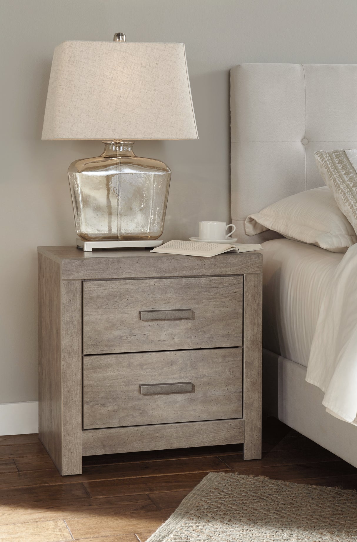 Culverbach Queen Panel Bed