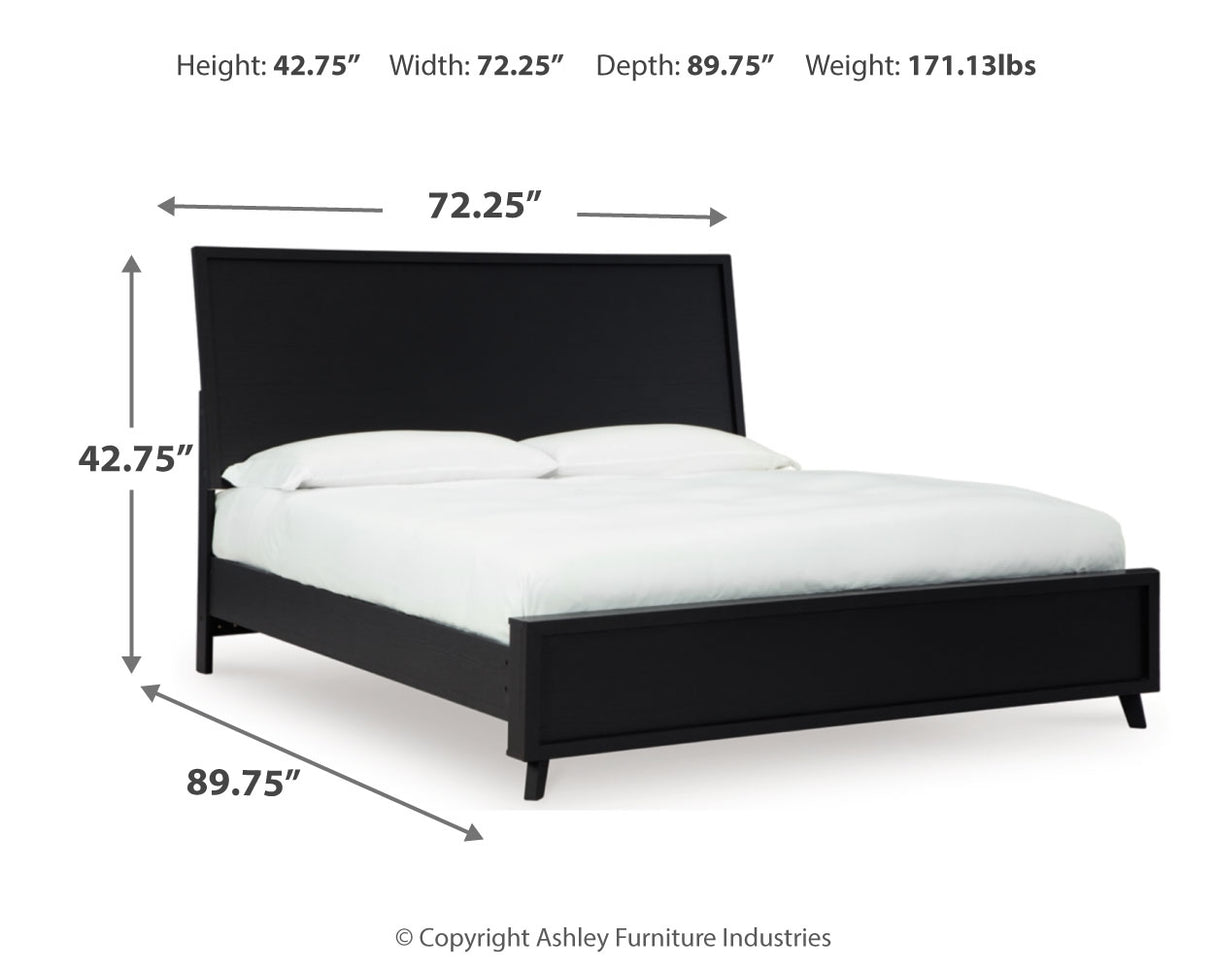Danziar Queen Panel Bed