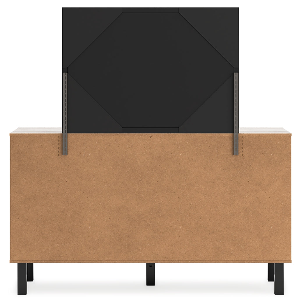 Vessalli Queen Panel Bed