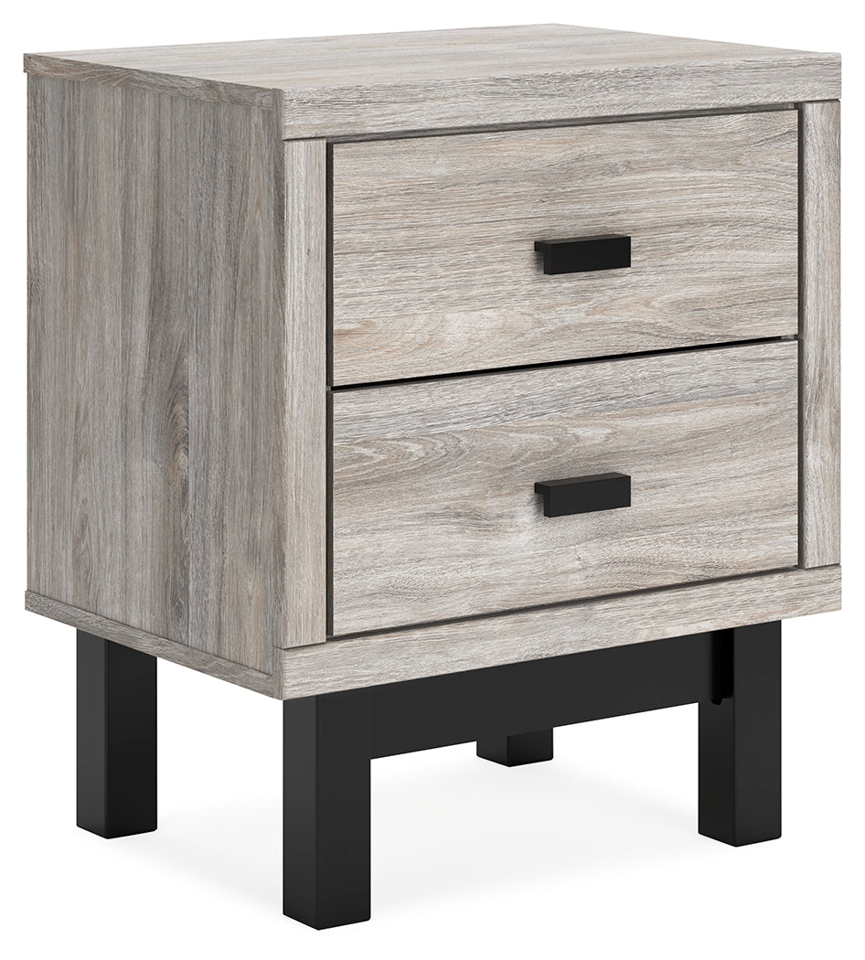 Vessalli Queen Panel Bed