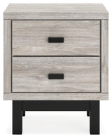 Vessalli Queen Panel Bed