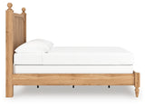 Aleaport Bedroom