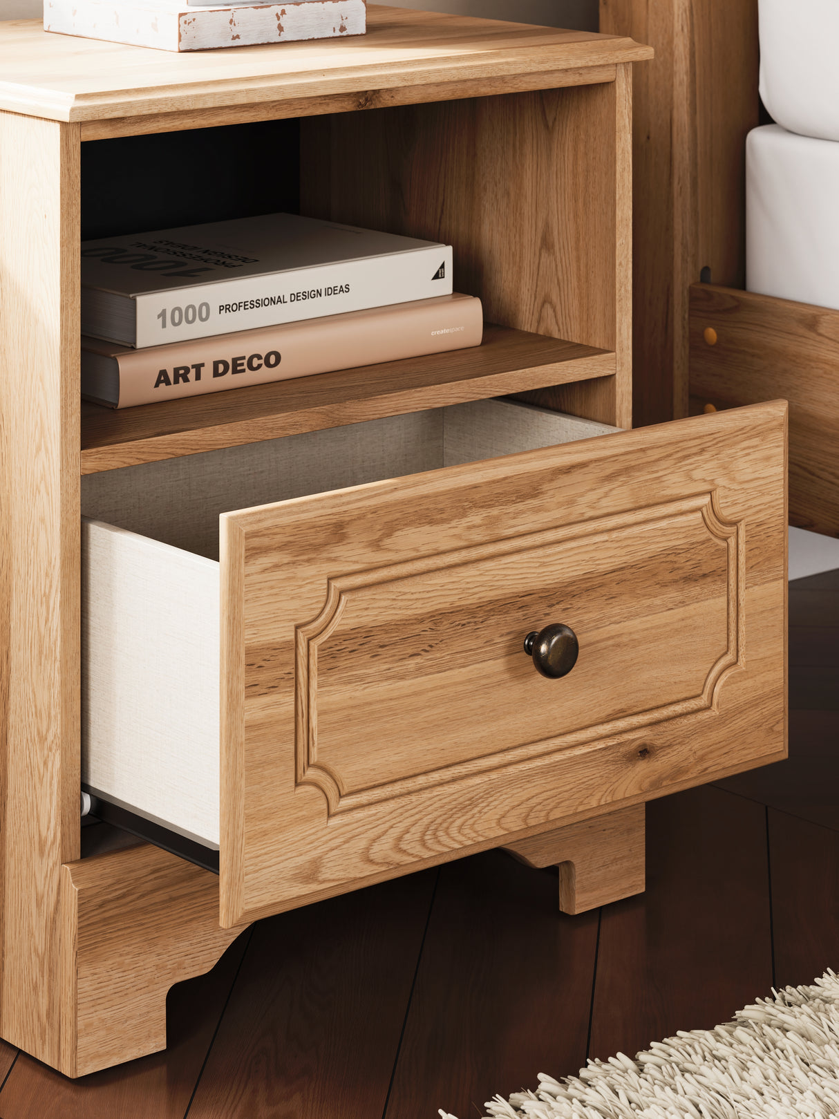 Aleaport King Panel Bed, Dresser, Mirror and Nightstand