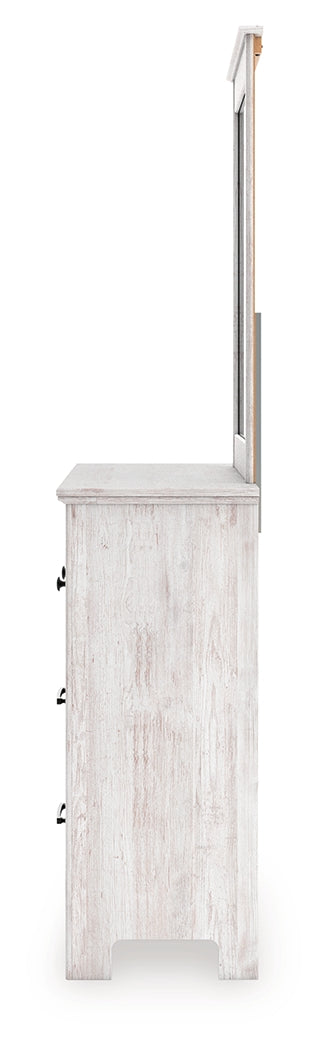 Makidern Queen Panel Bed, Dresser and Mirror