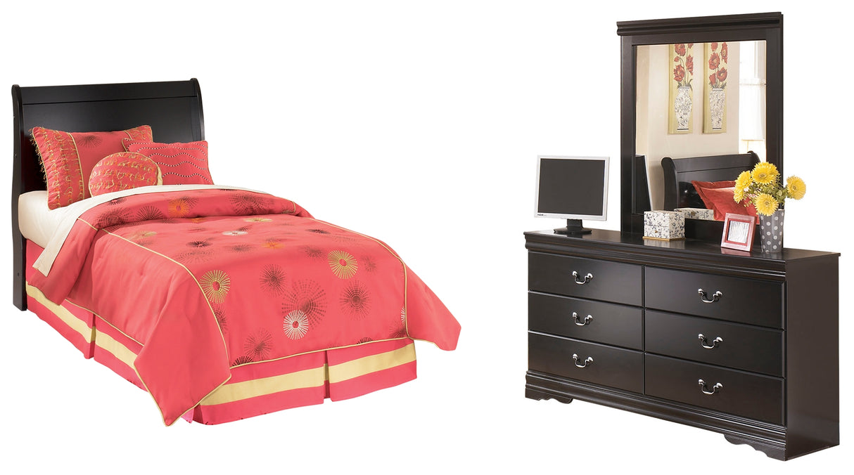 Furniture City Houma - Ashley Furniture - Huey Vineyard Twin Sleigh Headboard, Dresser and Mirror - Twin Sleigh Headboard, Dresser and Mirror - B128B44