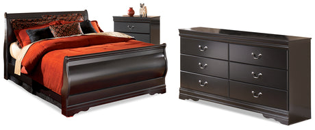 Furniture City Houma - Ashley Furniture - Huey Vineyard Queen Sleigh Bed, Dresser and Chest - Queen Sleigh Bed, Dresser and Chest - B128B52