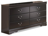 Huey Vineyard Queen Sleigh Bed, Dresser and Chest