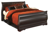 Huey Vineyard Queen Sleigh Bed, Dresser and Chest