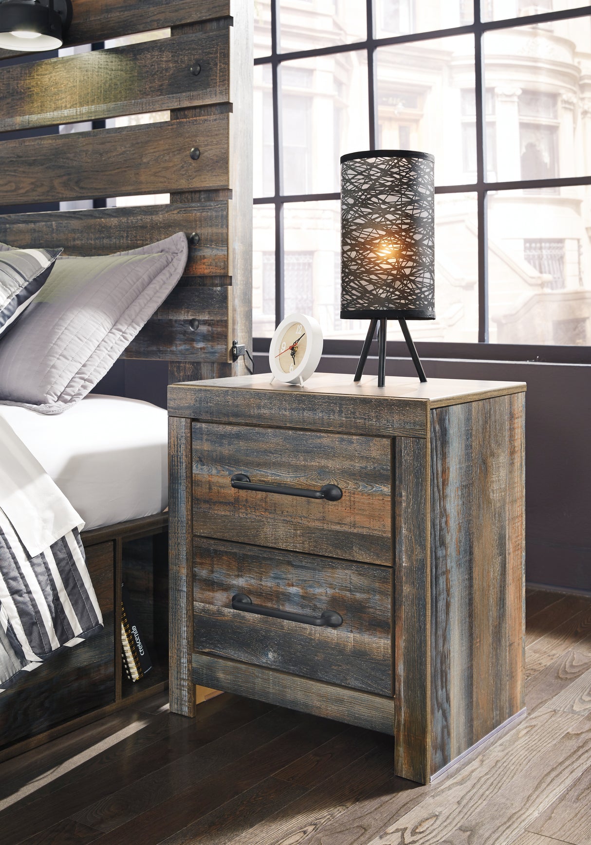 Drystan King Panel Bed