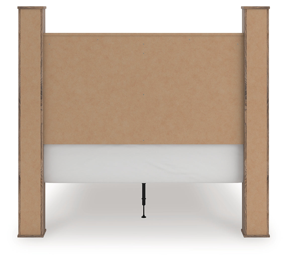 Rusticott Queen Poster Bed, Dresser and Mirror