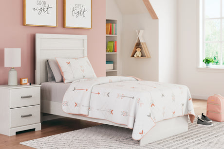 Furniture City Houma - Ashley Furniture - Stelsie Twin Panel Bed - Twin Panel Bed / White - B2588B12