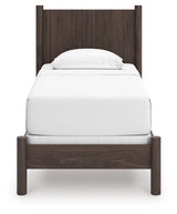 Pamytta Twin Panel Bed, Dresser and Mirror